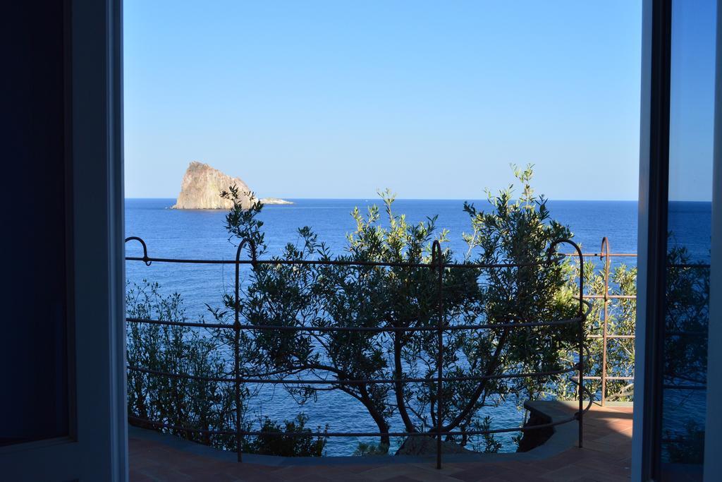Villa Rocce Rosse Panarea