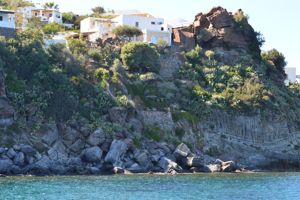 Rocce Rosse Panarea