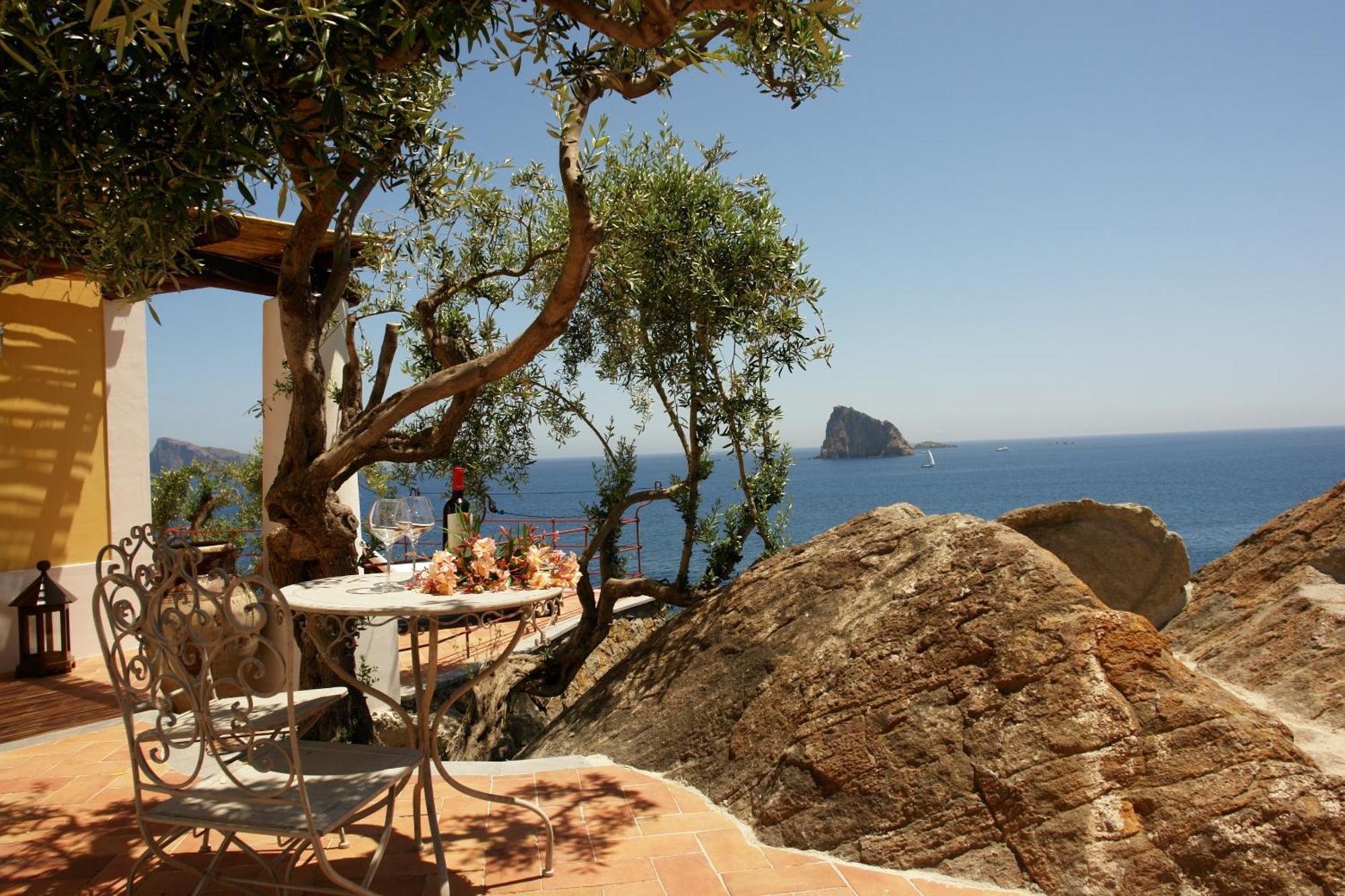 Villa Rocce Rosse Panarea